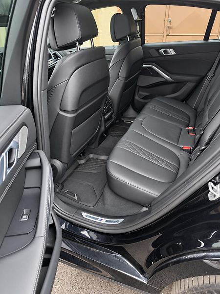 BMW X6 (2023) - fotka 14 z 19