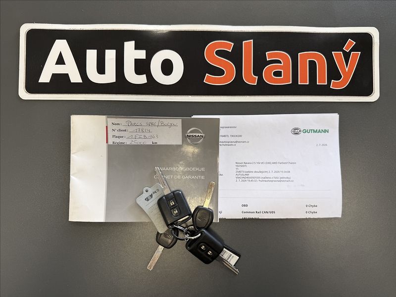 Nissan Navara 2,5 dCi 140kW,Hardtop,po servi - fotka 28 z 28
