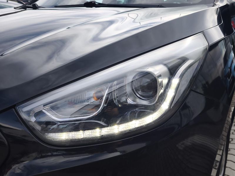 Hyundai ix35 2015 2.0 CRDi 135kW 4x4 - fotka 23 z 31
