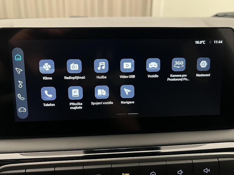 MG MG3 EXCLUSIVE HYBRID+ AUT CZ 1.maj - fotka 38 z 42