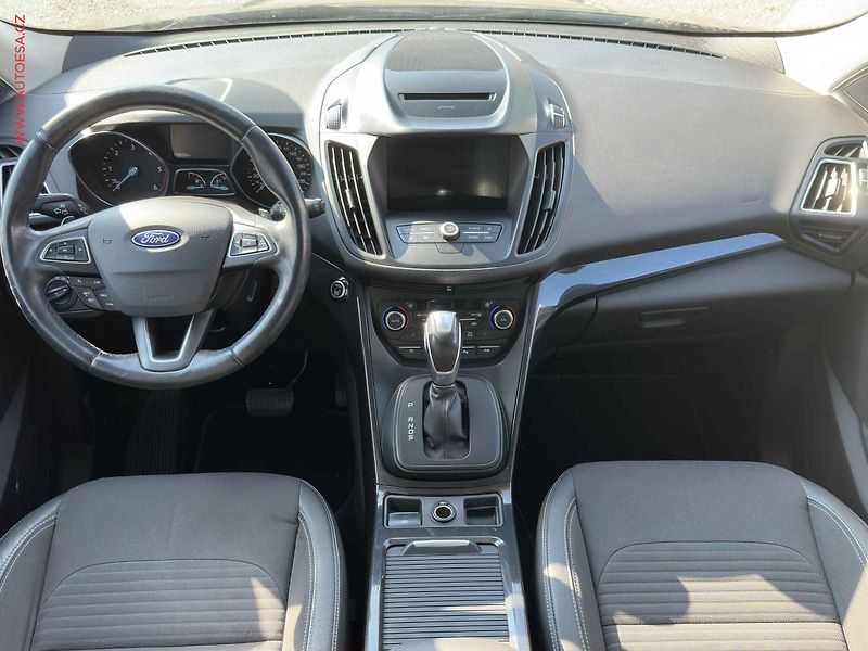 Ford Kuga (2017) 2.0 TDCi 4x4, AT, navi, bixen - fotka 8 z 18