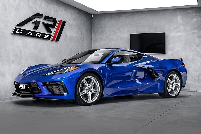 Chevrolet Corvette (2022) C8 Stingray - fotka 2 z 24