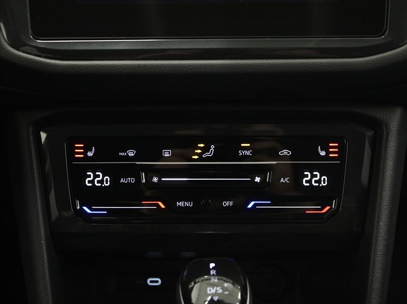 Volkswagen Tiguan Allspace 1,5 TSi 110kW DSG Life 1.maj. - fotka 16 z 23