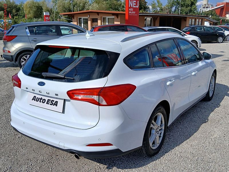 Ford Focus (2019) 1.5 TDCi, AC, temp - fotka 4 z 20