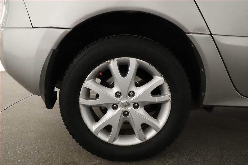 Renault Koleos (2009) 2.0 dCi, 4X4, nová STK - fotka 13 z 13