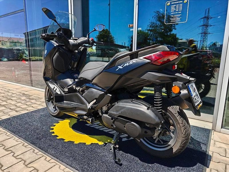 Yamaha X-Max 125 (2023) TECH MAX - fotka 5 z 20