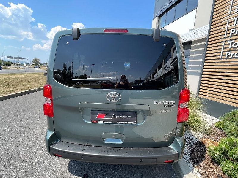 Toyota ProAce Verso 2.2D 180K Automat L2 Family 8S - fotka 3 z 29