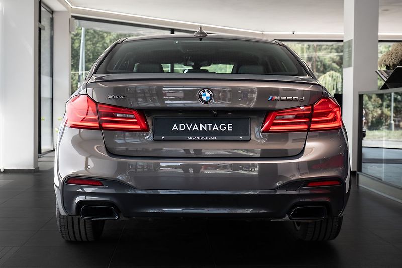 BMW M5 d xDrive/HarmanKardon/Ventilov - fotka 3 z 24