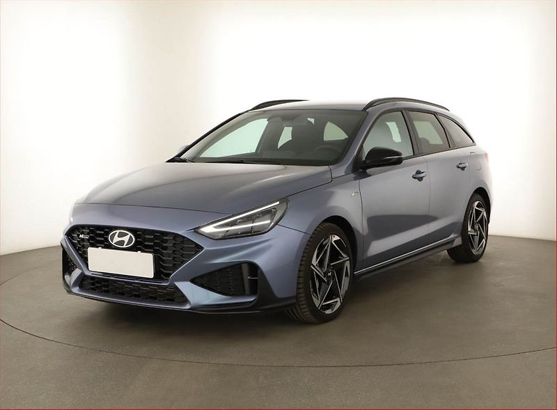 Hyundai i30 (2025) 1.5 T-GDI MHEV 48V, N-Line - fotka 2 z 15