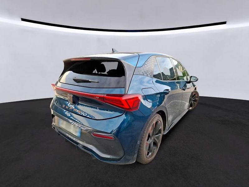 Cupra Born 170kW Kamera Keyless ACC Tep.č - fotka 4 z 9