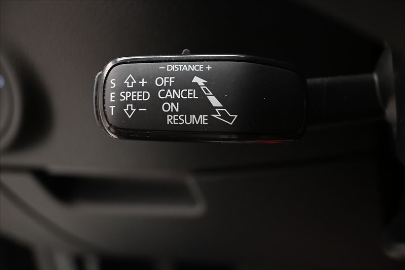 Škoda Superb 2,0 TDI 110 kW DSG Style Záruk - fotka 24 z 32