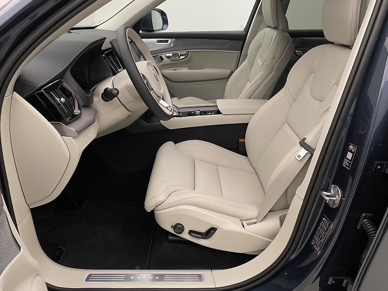 Volvo XC90 (2026) T8 AWD Plug-in BRIGHT PLUS 7m - fotka 3 z 72
