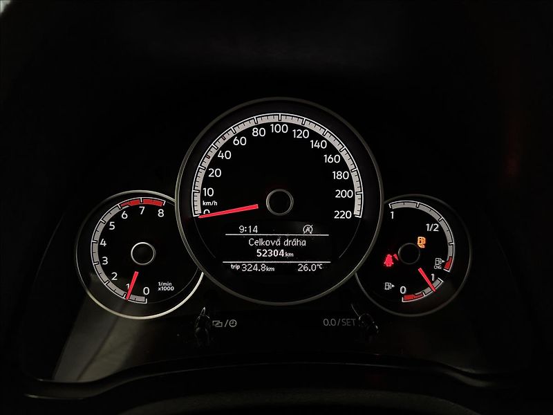 Volkswagen up! 1.0CNG HIGHLINE 2XALU 52KM! - fotka 17 z 37