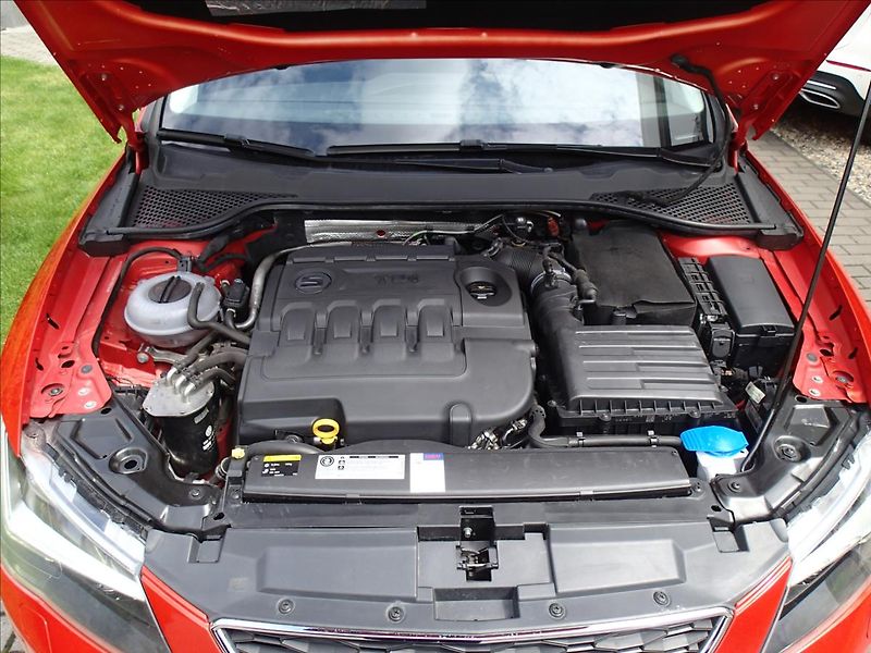 Seat Leon 2,0 TDi, FR, Dsg, ČR - fotka 45 z 49