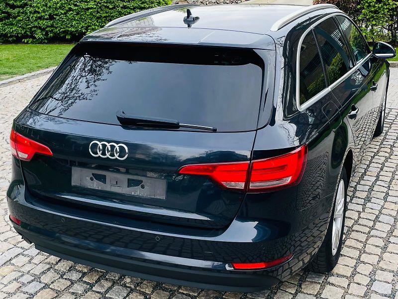 Audi A4 Avant 2.0TD AUT VÝHŘEV SENZORY - fotka 11 z 48
