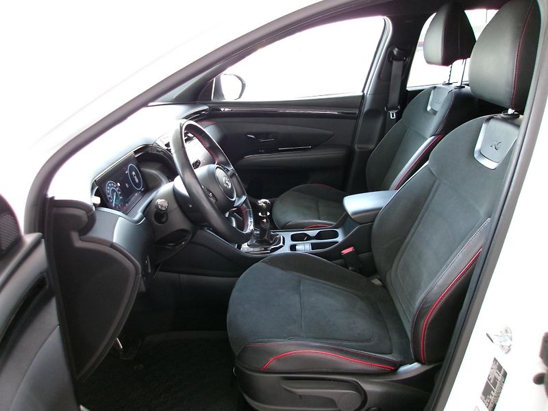 Hyundai Tucson (2021) 1.6T-GDi 110kW N-line MT - fotka 10 z 19