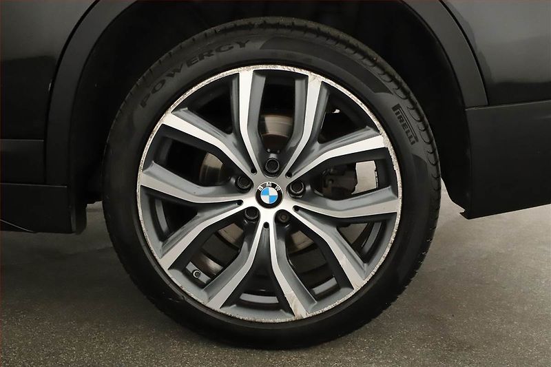 BMW X1 (2018) sDrive20i, Automat, Serv.kniha - fotka 17 z 17