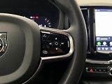 Volvo XC60 B4 AWD DARK PLUS AUT - náhled 24