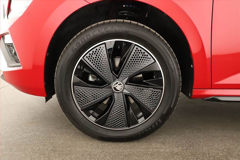 Škoda Kamiq (2025) 1.0 TSI, Monte Carlo - fotka 17 z 17