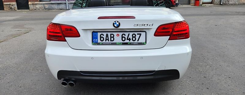 BMW Řada 3 (2010) 330D*M*PAKET*CABRIO*REZERVACE - fotka 39 z 43