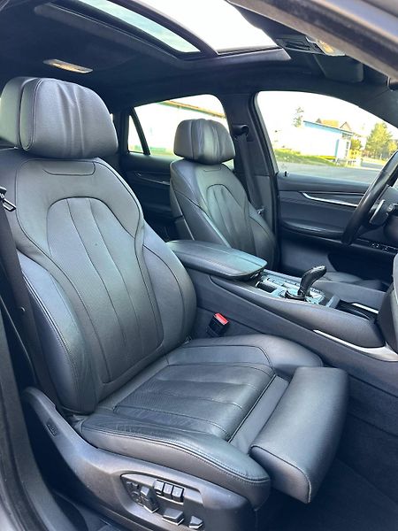 BMW X6 (2015) M50D F16 3.0D XDRIVE 360 - fotka 22 z 37