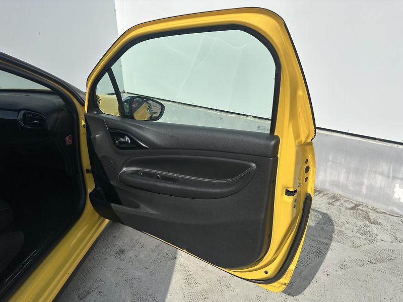 Citroën DS3 (2012) 1.6VTi 88kW - fotka 14 z 21