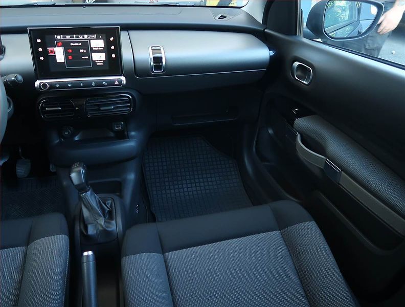 Citroën C4 Cactus (2015) 1.2 PureTech, Serv.kniha - fotka 8 z 17
