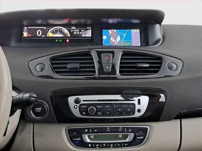 Renault Grand Scénic (2013) 1.5 dCi, Serv.kniha, Tažné - fotka 12 z 24