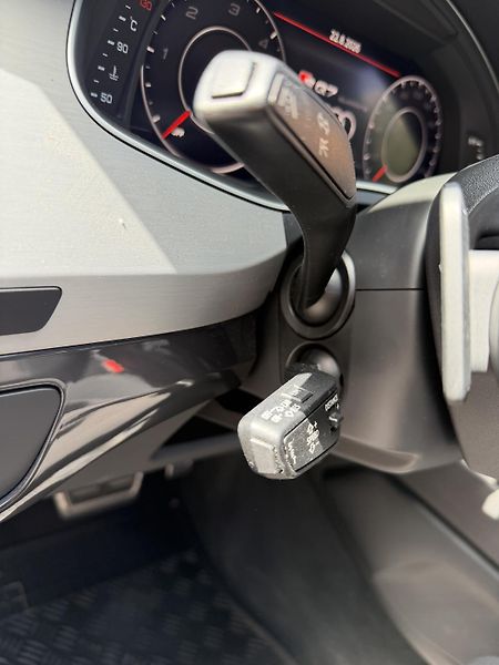 Audi SQ7 (2017) V8 4.0 TDI 320 KW (435 PS) - fotka 19 z 34