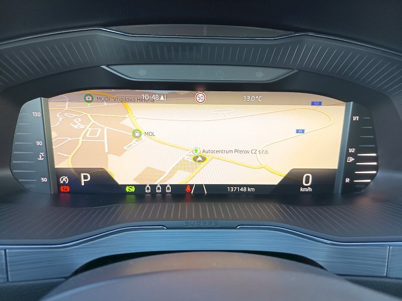 Škoda Superb (2022) 2.0TDI 110kW DSG COMFORT PLUS - fotka 22 z 35