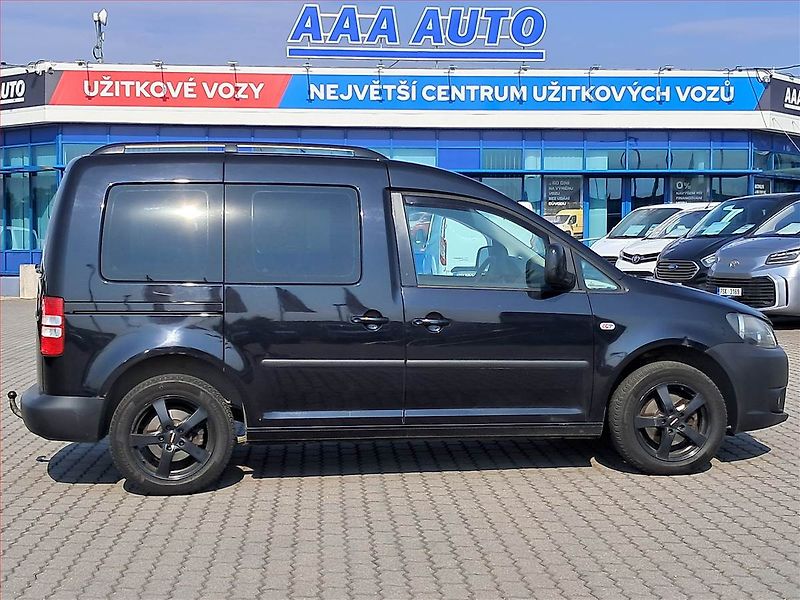 Volkswagen Caddy (2011) 1.6 TDI, 7Míst, DPH - fotka 6 z 11