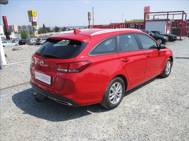 Hyundai i30 1,0 T-GDI, servis,DPH,1.maj,CZ - fotka 6 z 33