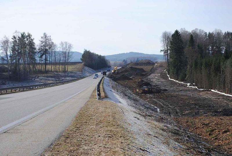 ŘSD staví u hranic s Rakouskem nejjižnější úsek dálnice D3, včetně mimoúrovňové křižovatky Dolní Dvořiště.