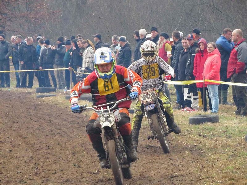 V Autokempu Karvánky v Soběslavi na Táborsku se v sobotu 17. února 2024 jel oblíbený závod Off-road fichtel day.
