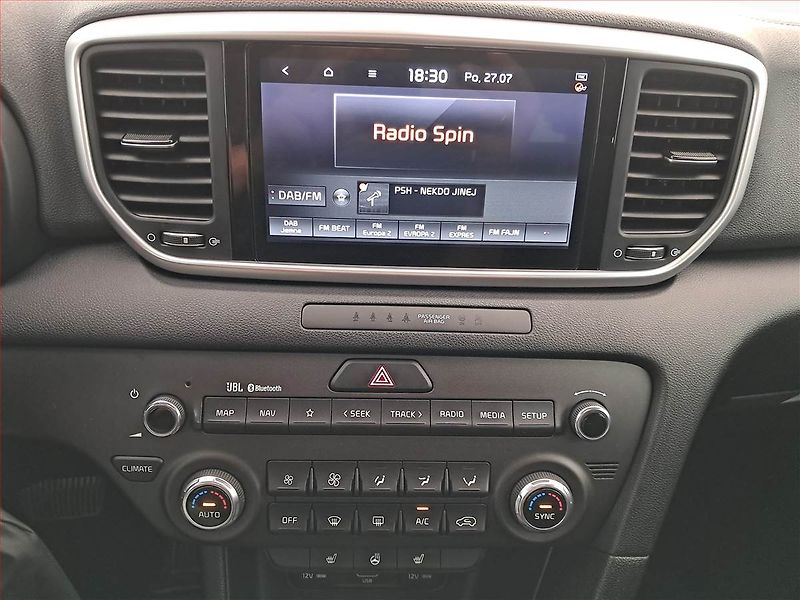 Kia Sportage (2021) 1.6 CRDi MHEV - fotka 12 z 18