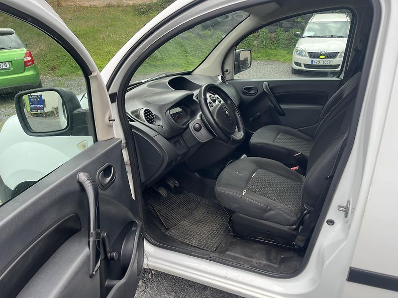 Renault Kangoo (2011) 1,6i 64 Kw TAŽNÉ, ČR!!! - fotka 8 z 14