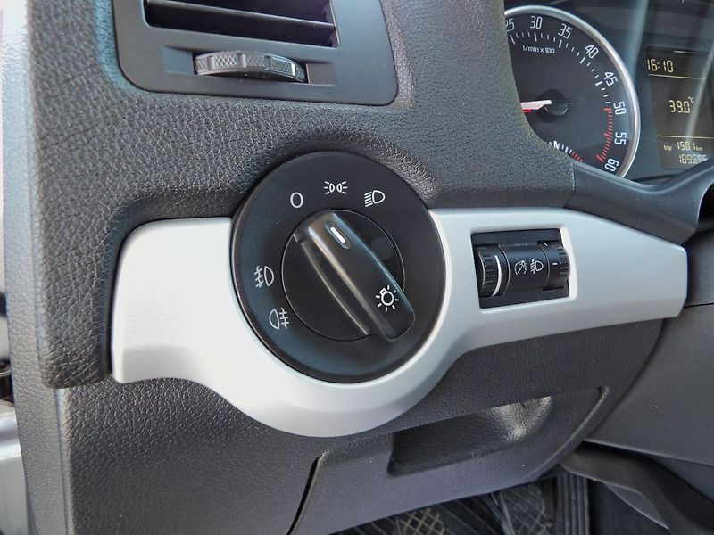 Škoda Octavia 2.0TDI Family Tažné Serviska - fotka 13 z 29