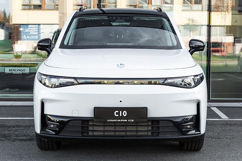 Leapmotor C10 REEV (2025) 1,5 dojezd až 974 km  Design - fotka 2 z 31