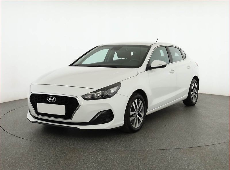 Hyundai i30 (2018) 1.4 T-GDI, ČR,1.maj - fotka 2 z 18