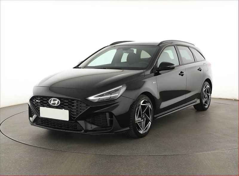 Hyundai i30 (2025) 1.5 T-GDI MHEV 48V, N-LINE - fotka 2 z 16