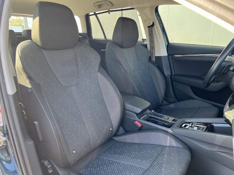 Škoda Octavia 1,5TSi 110kW STYLE DSG - fotka 31 z 37
