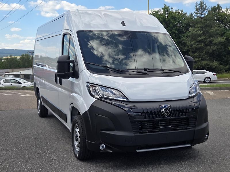 Peugeot Boxer (2026)  3500 L3H2 BlueHDi 140 MAN6 - fotka 3 z 22