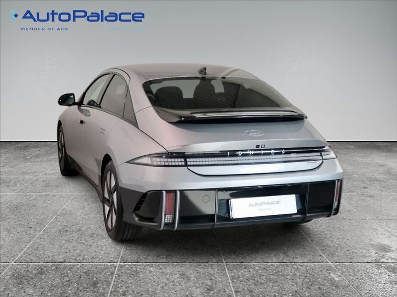 Hyundai Ioniq 6 0,0 POWER 77 kWh 239kW Style - fotka 6 z 21