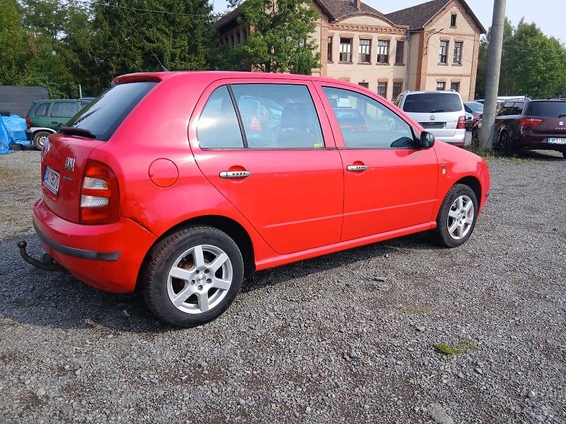Škoda Fabia 1.4MPI, benzin,  ALU kola - fotka 8 z 27