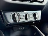 Škoda Fabia Selection 1,0 MPI 59 kW 5° MP - náhled 11