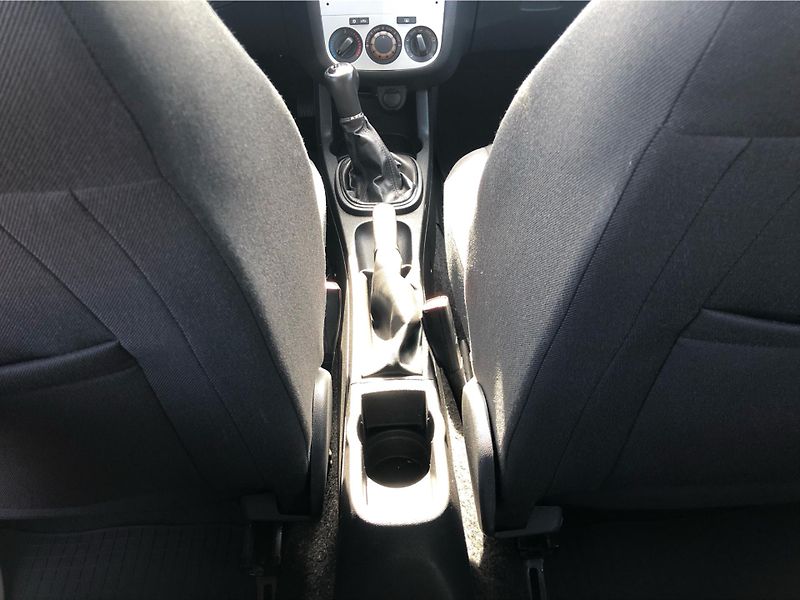 Opel Corsa 1.2 - fotka 21 z 27