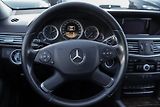 Mercedes-Benz Třídy E 220 CDI BlueEfficiency - náhled 19