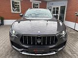 Maserati Levante SQ4-316KW-4x4-H&K-R21-ČR - náhled 10