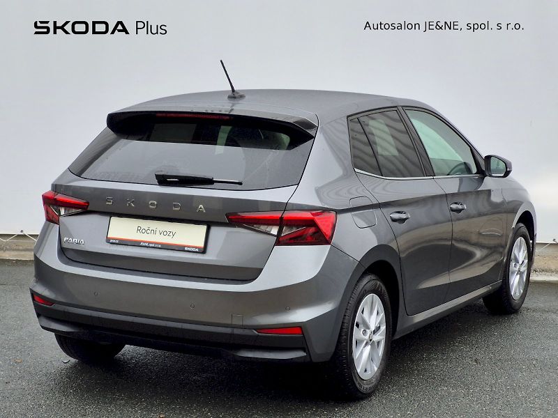 Škoda Fabia (2024) Top Selection 1.0 TSI 70kW - fotka 2 z 25
