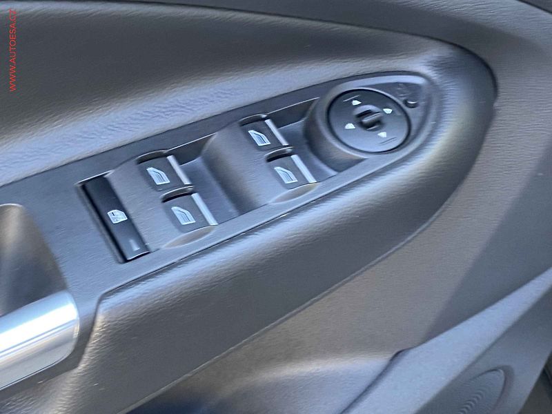 Ford Kuga (2018) 1.5T, ČR, Xenon, navi - fotka 11 z 17